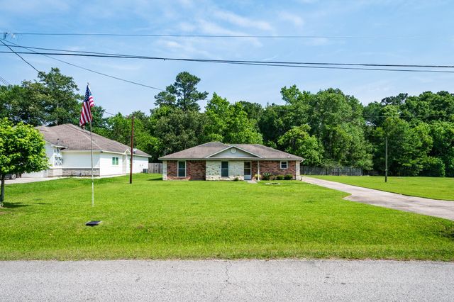 1041 Magnolia Point Drive, Huffman, TX 77336