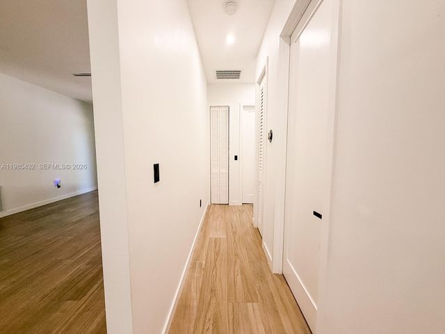 6200 SW 57th Dr, South Miami, FL 33143