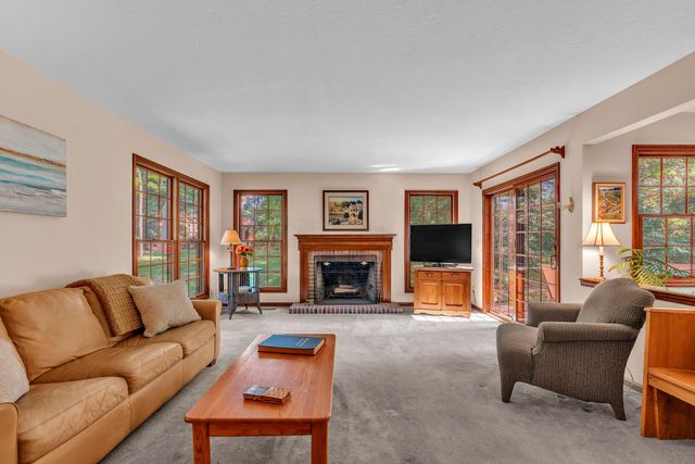 1118 Riva Ridge Boulevard, Columbus, OH 43230