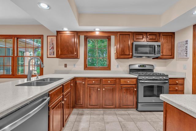 1118 Riva Ridge Boulevard, Columbus, OH 43230