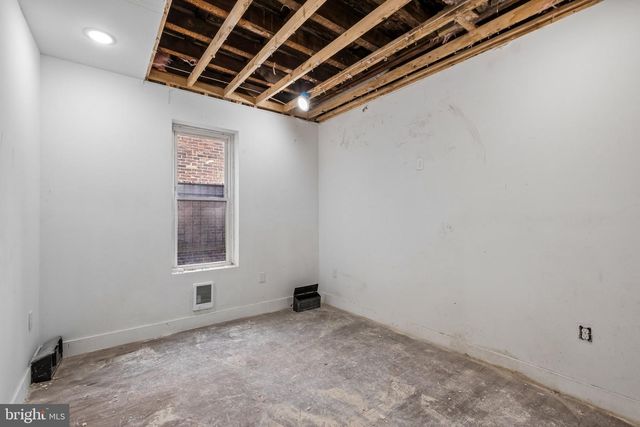 1613 W ERIE AVE, Philadelphia, PA 19140