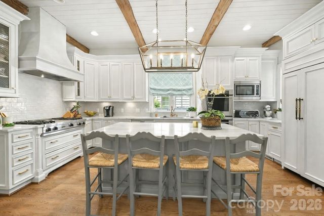2744 Normandy Road, Charlotte, NC 28209