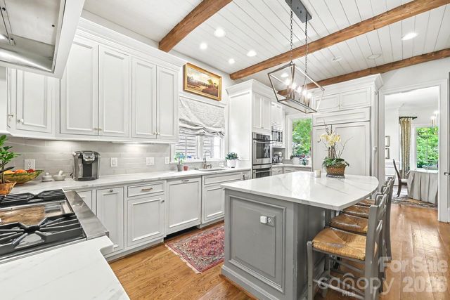 2744 Normandy Road, Charlotte, NC 28209