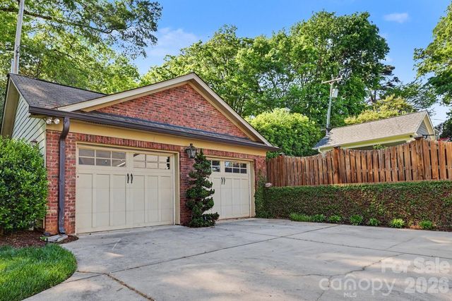 2744 Normandy Road, Charlotte, NC 28209