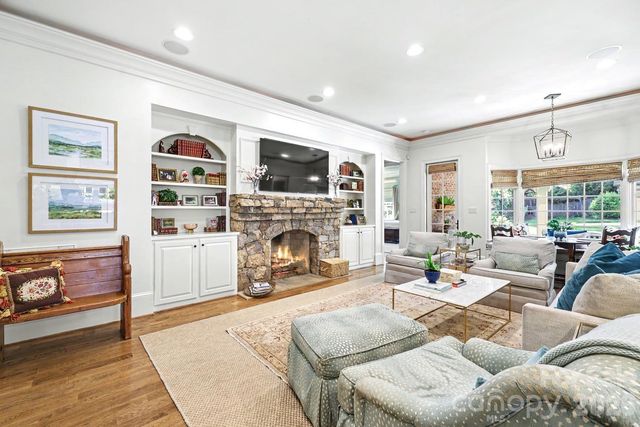 2744 Normandy Road, Charlotte, NC 28209