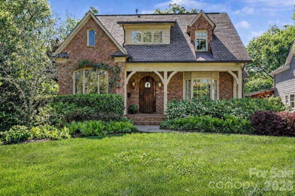 2744 Normandy Road, Charlotte, NC 28209