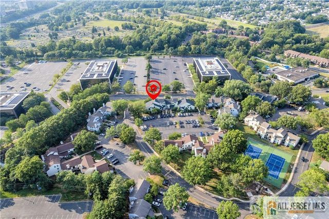 603 Woodbridge Commons Way, Iselin, NJ 08830