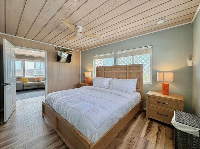 1218 S 11th, Port Aransas, TX 78373