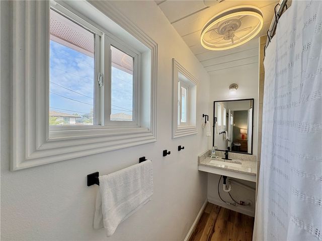 1218 S 11th, Port Aransas, TX 78373