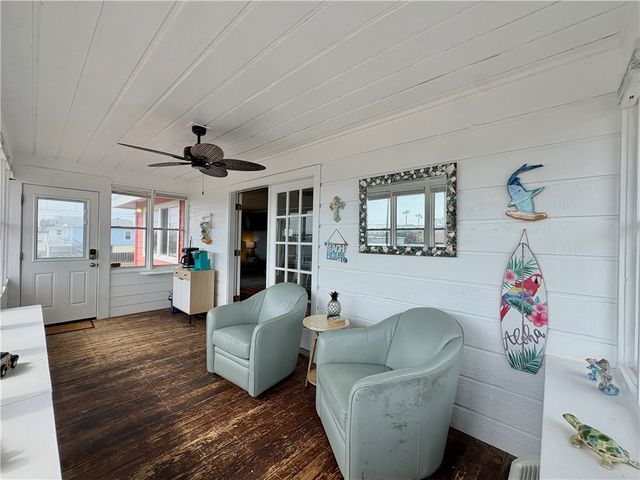 1218 S 11th, Port Aransas, TX 78373