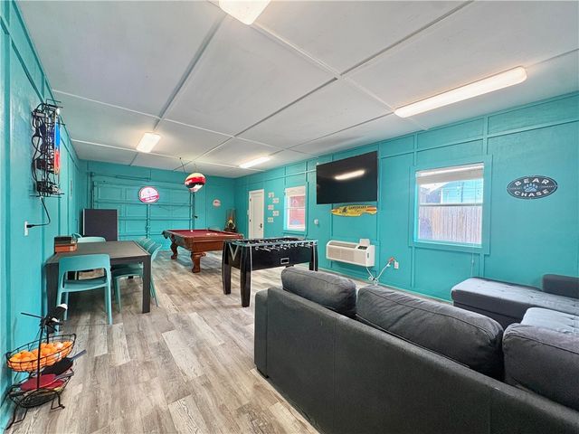 1218 S 11th, Port Aransas, TX 78373