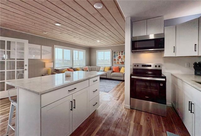 1218 S 11th, Port Aransas, TX 78373