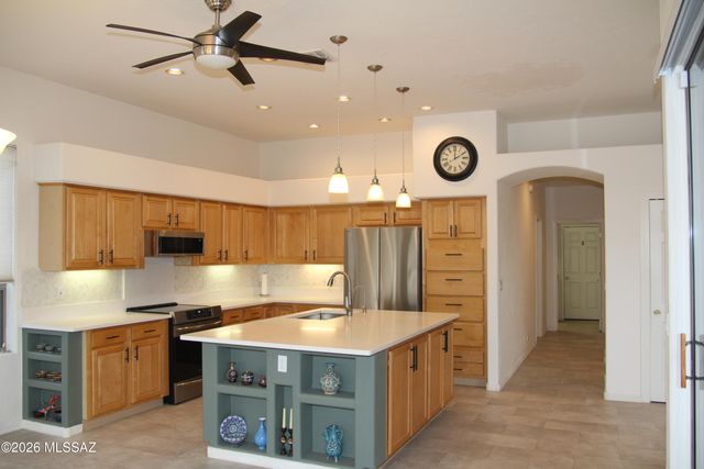 2177 N Split Rock Place, Tucson, AZ 85749