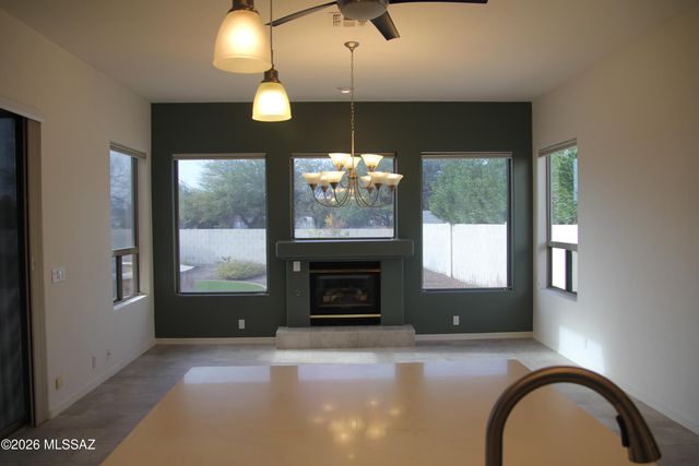 2177 N Split Rock Place, Tucson, AZ 85749