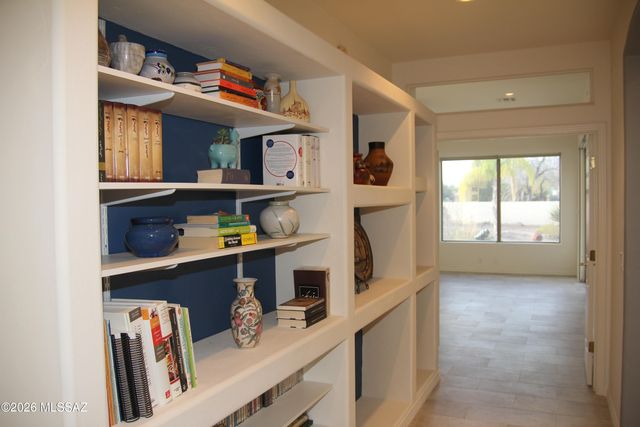 2177 N Split Rock Place, Tucson, AZ 85749