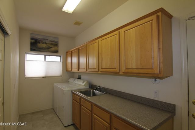 2177 N Split Rock Place, Tucson, AZ 85749