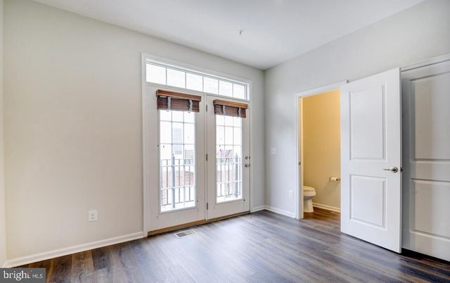 270 HIGH RAIL TER SE, Leesburg, VA 20175