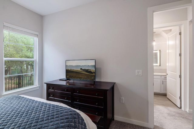 12001 Vista Parke DR 202, Austin, TX 78726