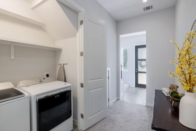 12001 Vista Parke DR 202, Austin, TX 78726