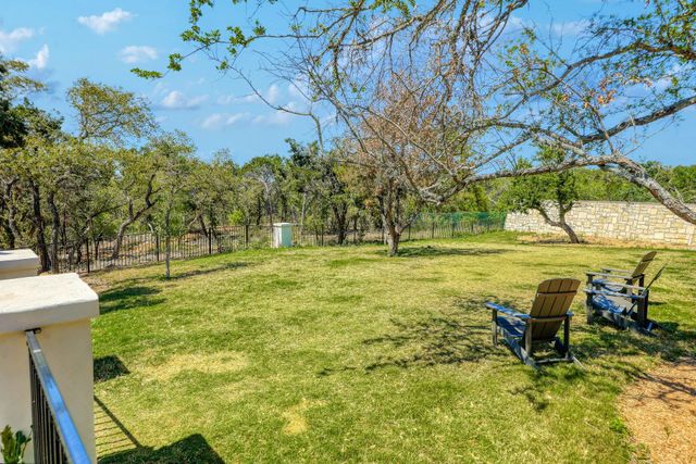 12001 Vista Parke DR 202, Austin, TX 78726