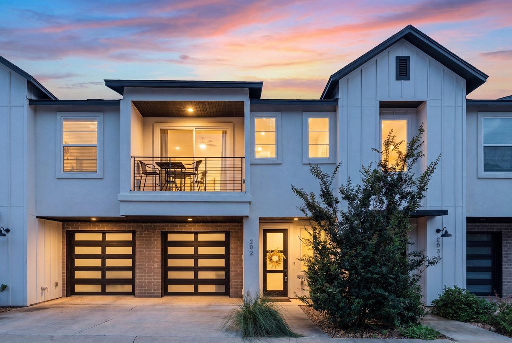 12001 Vista Parke DR 202, Austin, TX 78726