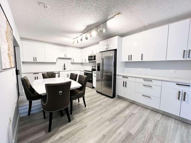 118 1st Terrace, Palm Beach Gardens, FL 33418