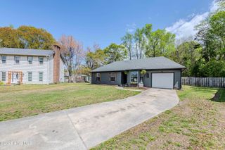 247 Bayberry Court, Jacksonville, NC 28540
