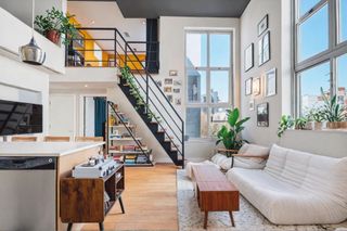 96 Woodpoint Rd Apt 3A, New York City, NY 11211