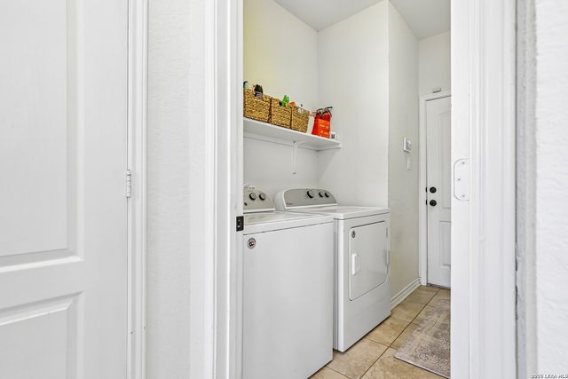 3869 LEGEND HL, New Braunfels, TX 78130