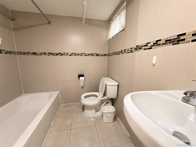 15739 20th Road, Whitestone, NY 11357