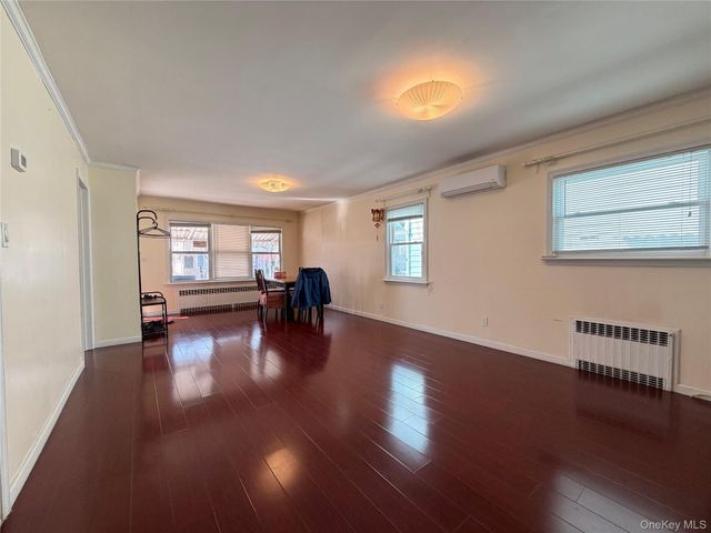 15739 20th Road, Whitestone, NY 11357