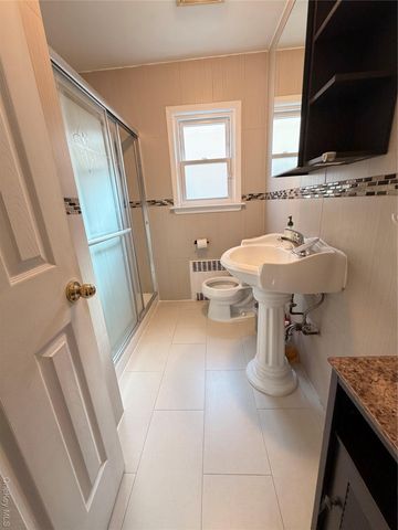 15739 20th Road, Whitestone, NY 11357