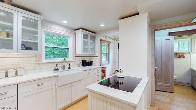 7673 Fairview Avenue, Mentor, OH 44060