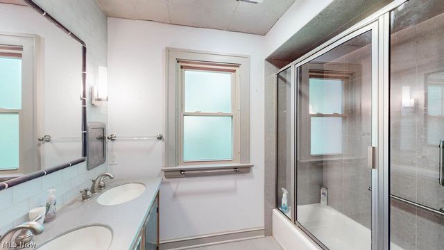7673 Fairview Avenue, Mentor, OH 44060