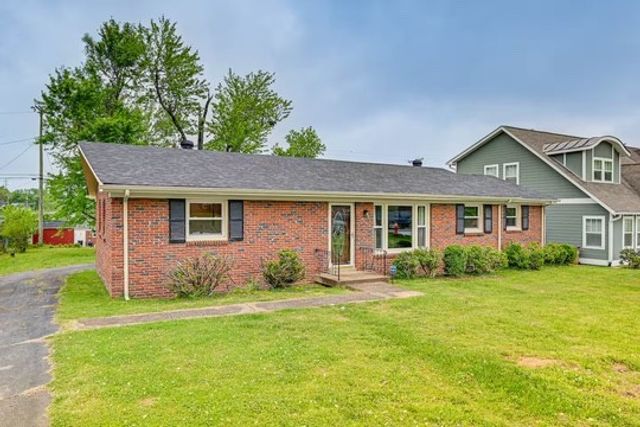 2810 Paden Dr, Nashville, TN 37206