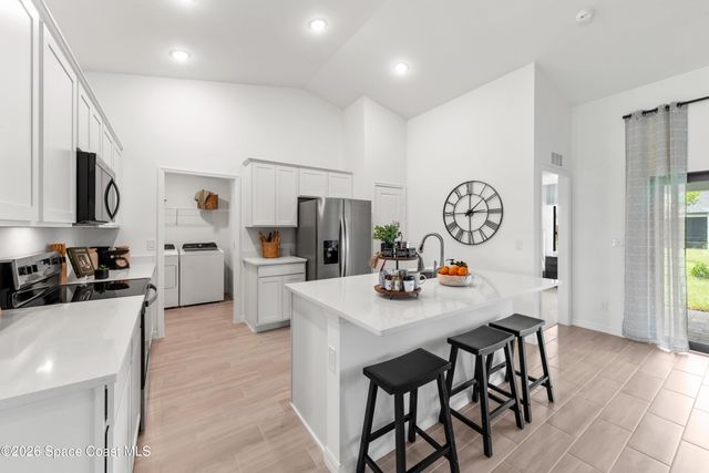 459 Fairbanks Street SW, Palm Bay, FL 32908