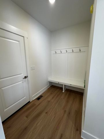 1710 Round Barn Drive, Jamestown Twp, MI 49426