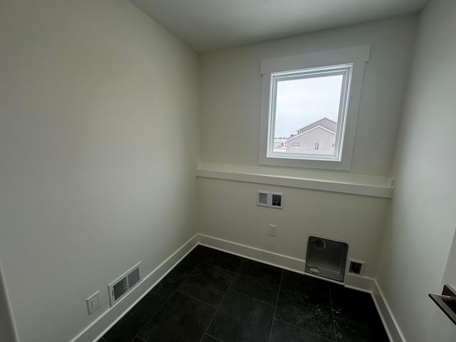 1710 Round Barn Drive, Jamestown Twp, MI 49426