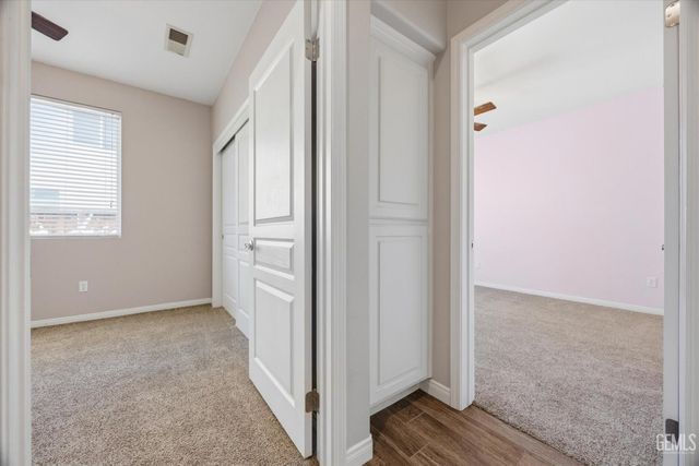 10104 Sharktooth Peak Drive, Bakersfield, CA 93311
