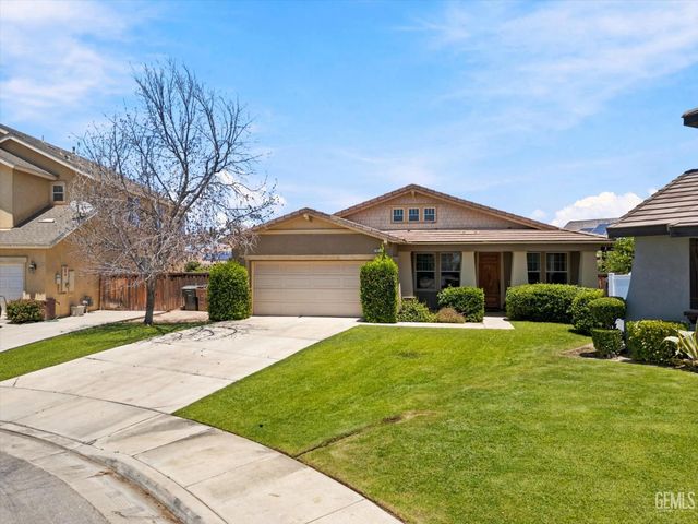 10104 Sharktooth Peak Drive, Bakersfield, CA 93311