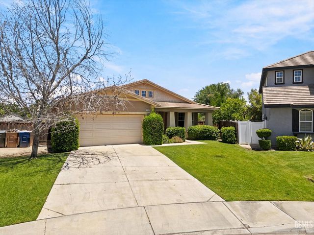 10104 Sharktooth Peak Drive, Bakersfield, CA 93311