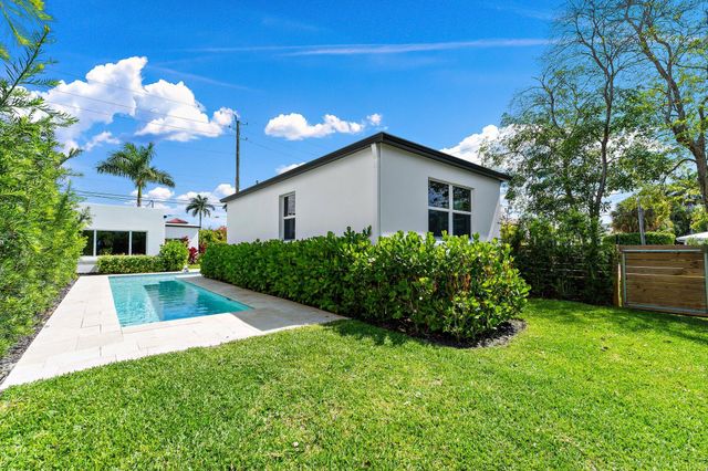 4015 Washington Road, West Palm Beach, FL 33405