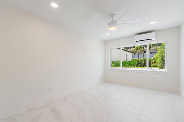 4015 Washington Road, West Palm Beach, FL 33405