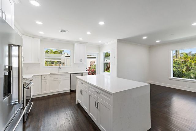 4015 Washington Road, West Palm Beach, FL 33405