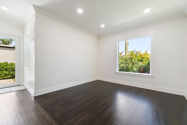 4015 Washington Road, West Palm Beach, FL 33405