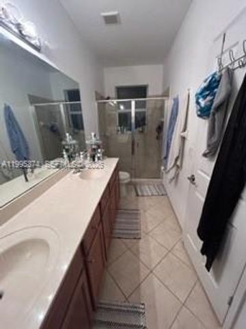 11236 NW 87th St, Doral, FL 33178