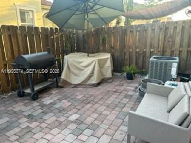 11236 NW 87th St, Doral, FL 33178