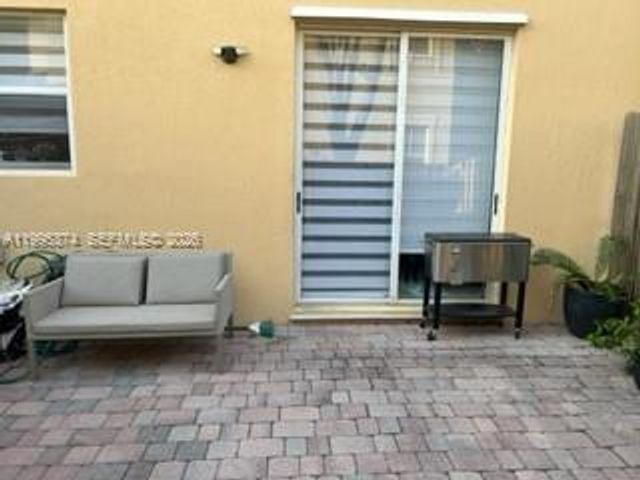 11236 NW 87th St, Doral, FL 33178