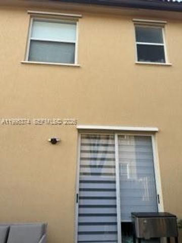 11236 NW 87th St, Doral, FL 33178