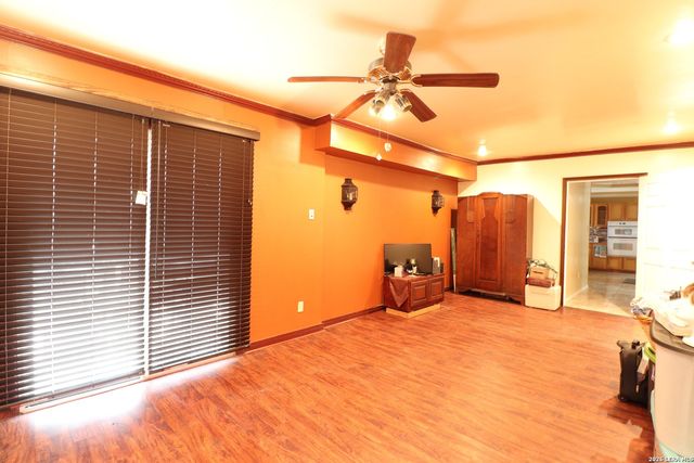 22608 Crossbow, Von Ormy, TX 78073
